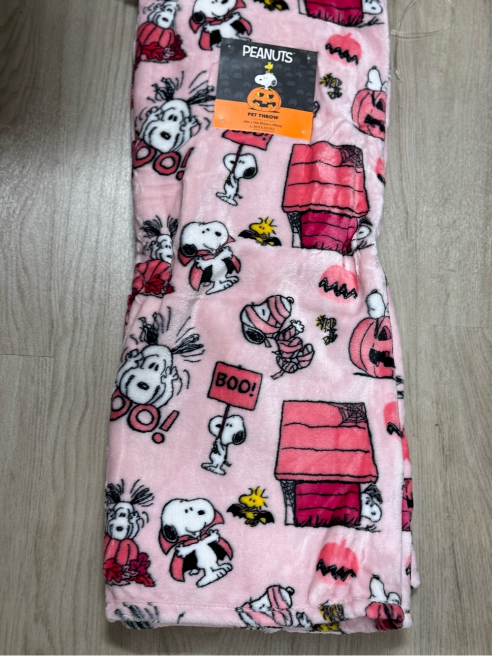 Peanuts Pink Snoopy Halloween Throw Blanket